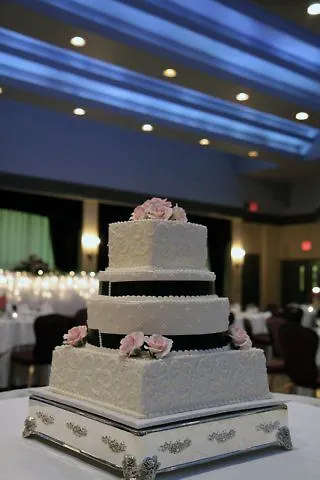 Holiday Inn Pittsburgh-International Airport Hotel